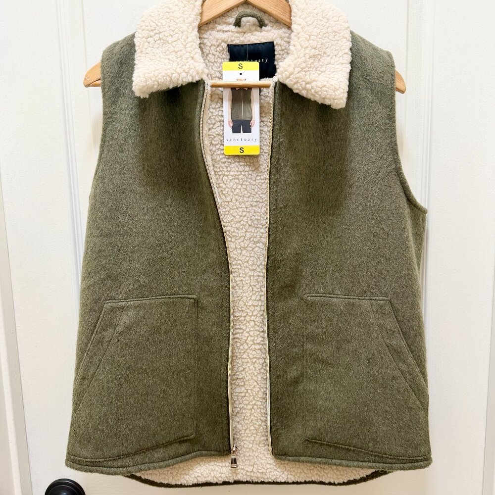 Sanctuary Women's Sherpa Lined Vest Size S Olive Soft Warm Cozy Heavyweight NEW